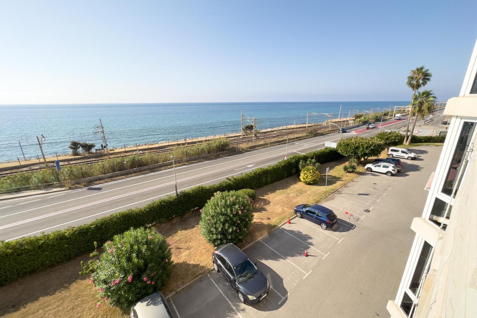 Impresionante Apartamento Delante Del Mar Vilassar De Mar Exterior photo